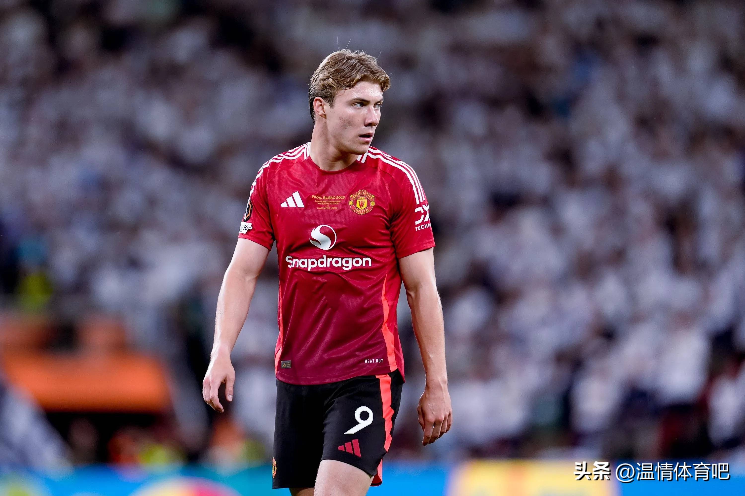 转会期体能课后;阿森纳回应争议备战荷甲;质疑声仍在;训练强度明显提升 转会期体能课后;阿森纳回应争议备战荷甲;质疑声仍在;训练强度明显提升