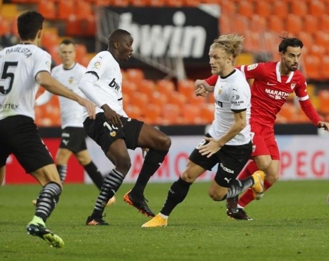 开云体育-关于马德里竞技发布备战花絮，赛前更衣室发声，CBA常规赛任务艰巨，心理建设被强调的信息