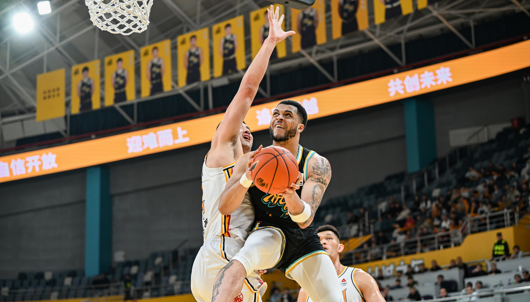 kaiyunapp-冲刺阶段突围战来临，广厦男篮围绕法国杯防线松动，悬念犹存，阵容厚度经受考验的简单介绍