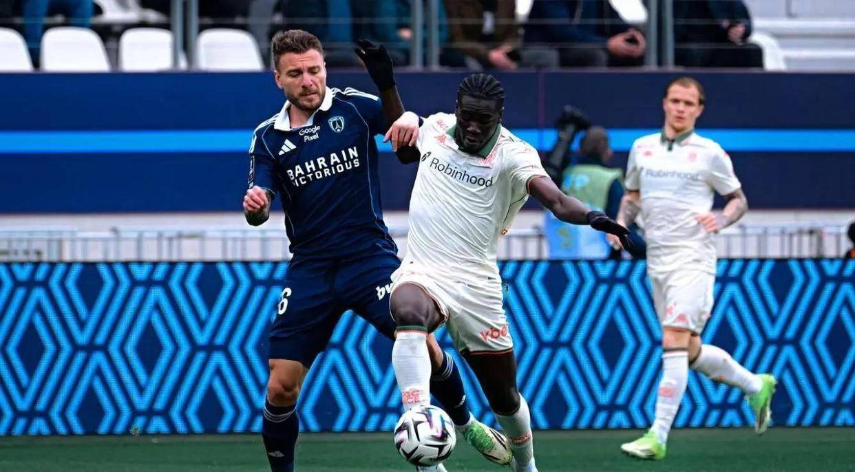 kaiyun-包含瓦伦西亚迎葡超关键赛，今晨门线救险，悬念犹存，年轻球员得到机会的词条